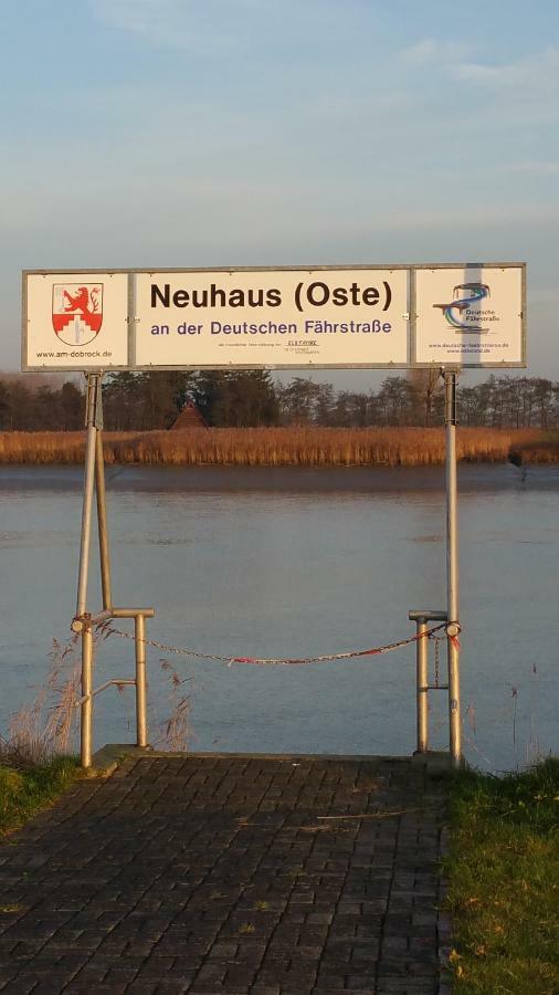 Am Kanal Neuhaus an der Oste Ngoại thất bức ảnh